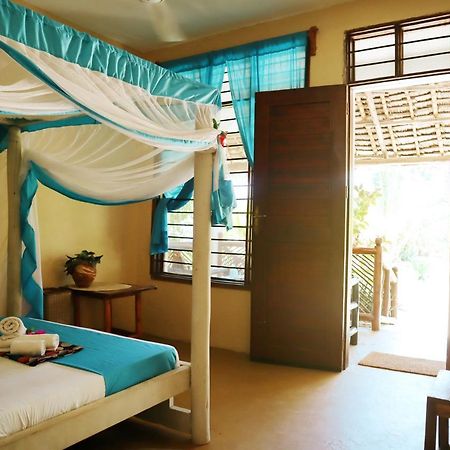 نونغوي Darwesh Nyumba Lodge المظهر الخارجي الصورة