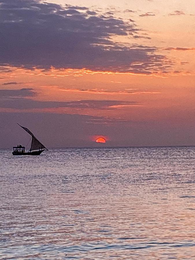 نونغوي Darwesh Nyumba Lodge المظهر الخارجي الصورة