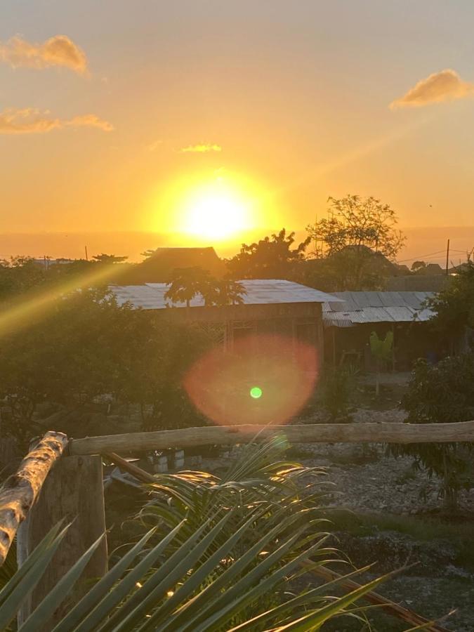 نونغوي Darwesh Nyumba Lodge المظهر الخارجي الصورة