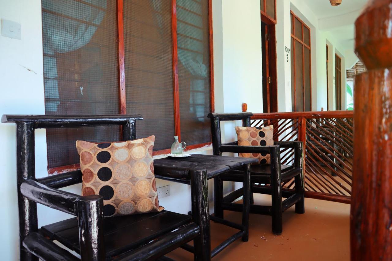 نونغوي Darwesh Nyumba Lodge المظهر الخارجي الصورة