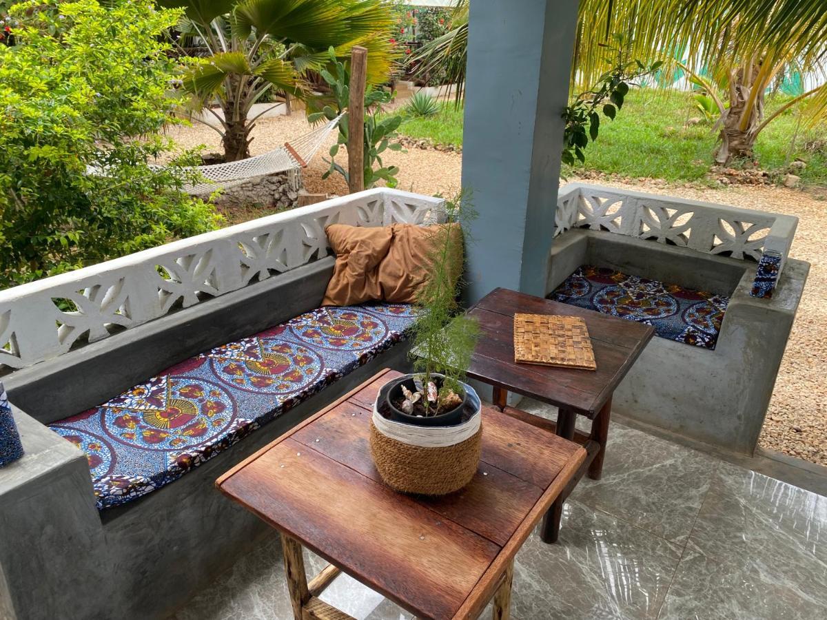 نونغوي Darwesh Nyumba Lodge المظهر الخارجي الصورة