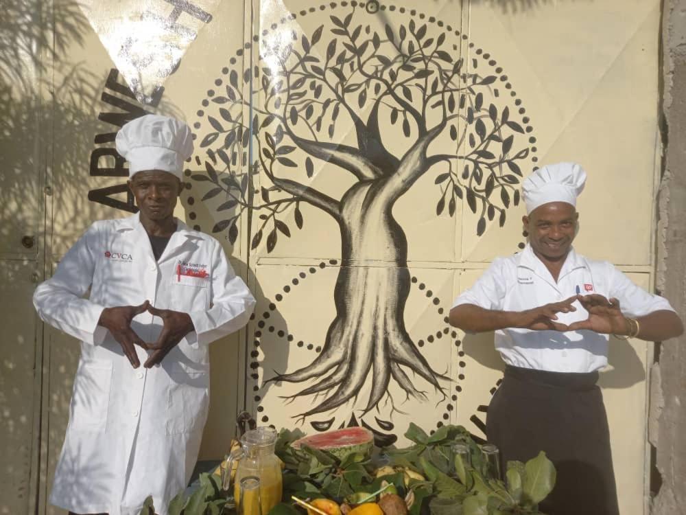 نونغوي Darwesh Nyumba Lodge المظهر الخارجي الصورة