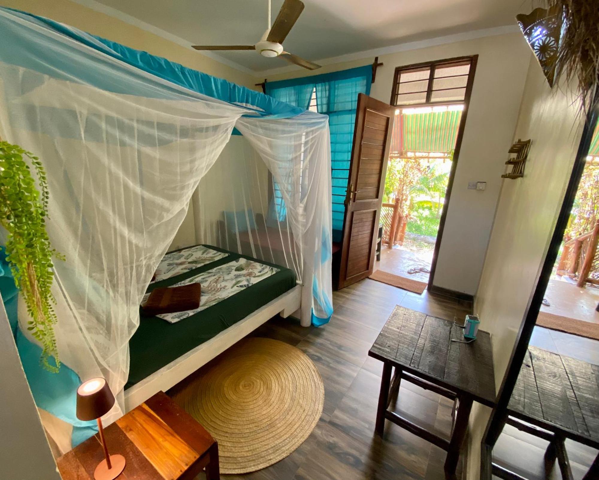 نونغوي Darwesh Nyumba Lodge المظهر الخارجي الصورة